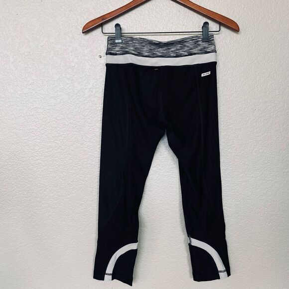 Danskin Now Active Athletic Cropped Capri Leggings XS - Picture 2 of 3